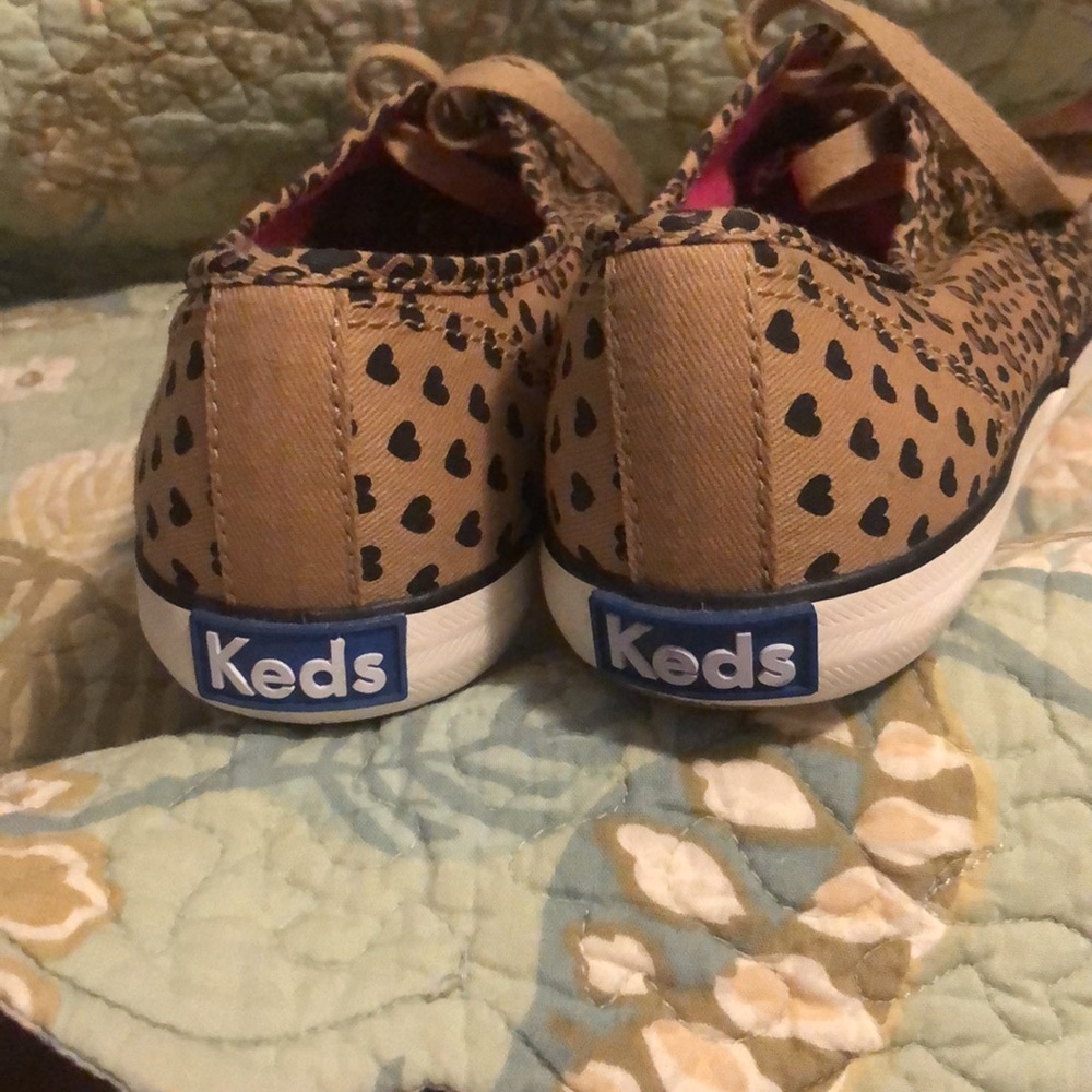 Keds Cheetah & Heart Sneakers - Picture 2 of 4